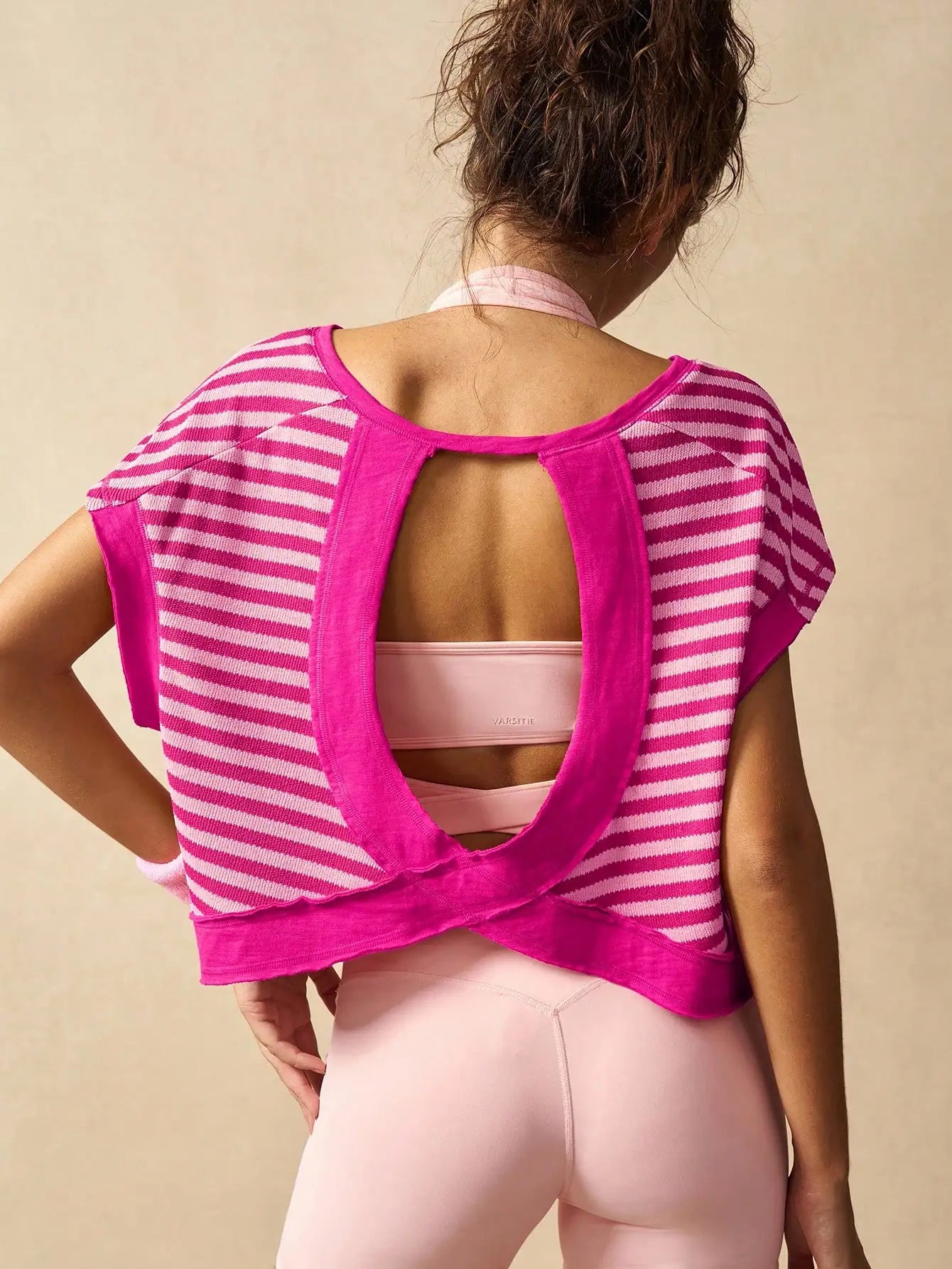 Women Striped Open Back Workout Top Gym Crop Activewear