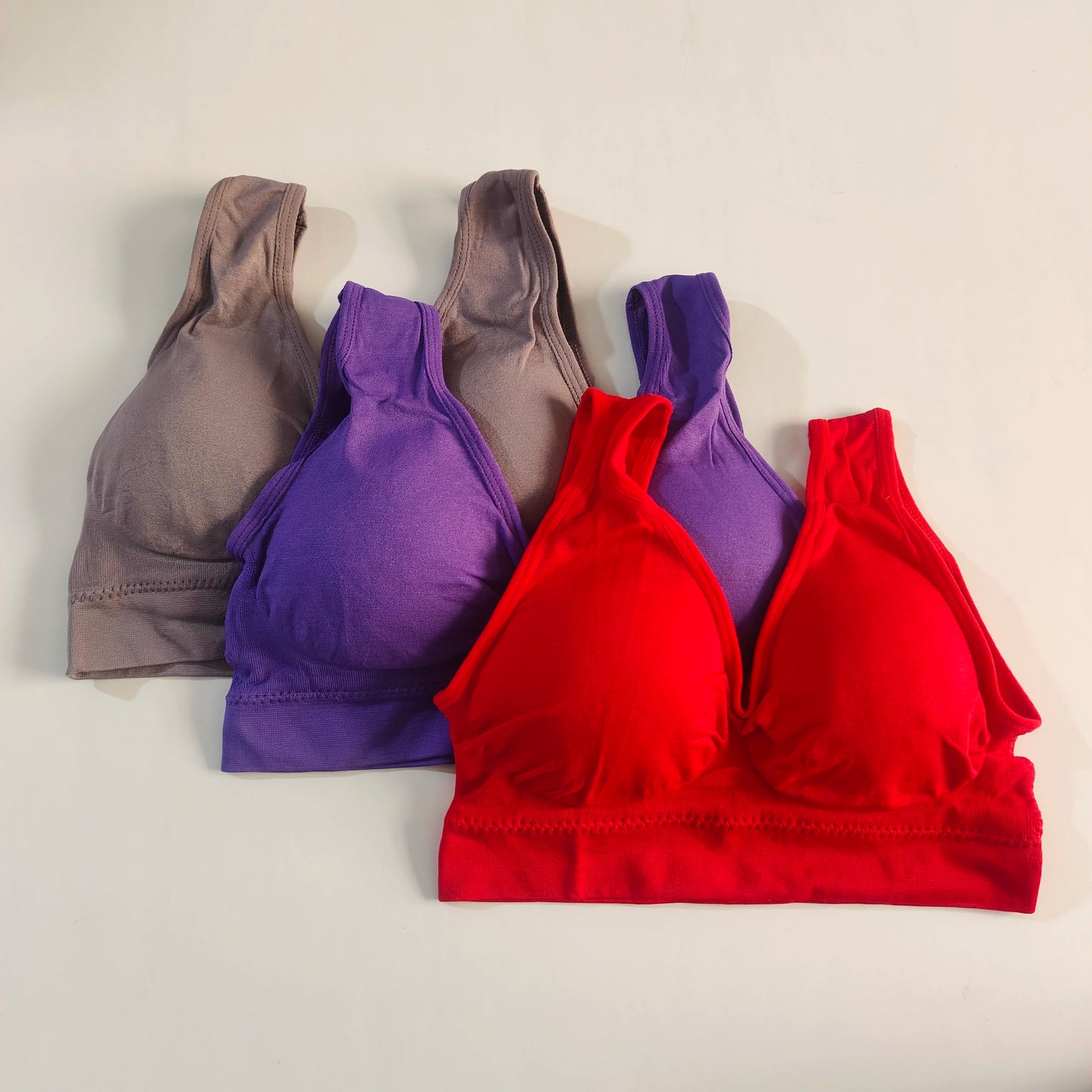 Three Piece Seamless Wireless Yoga Running Bra Set With Removable Pads