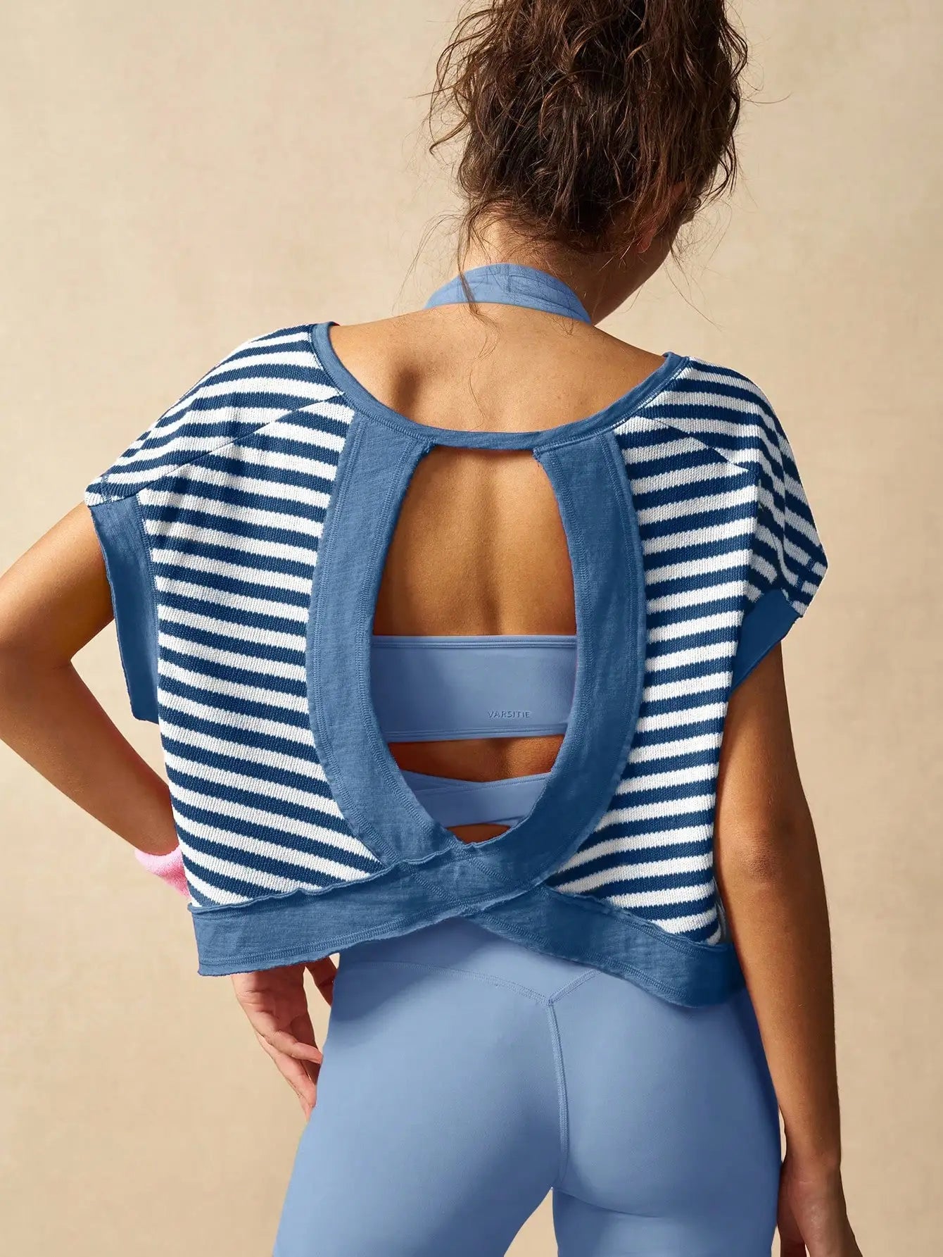 Women Striped Open Back Workout Top Gym Crop Activewear