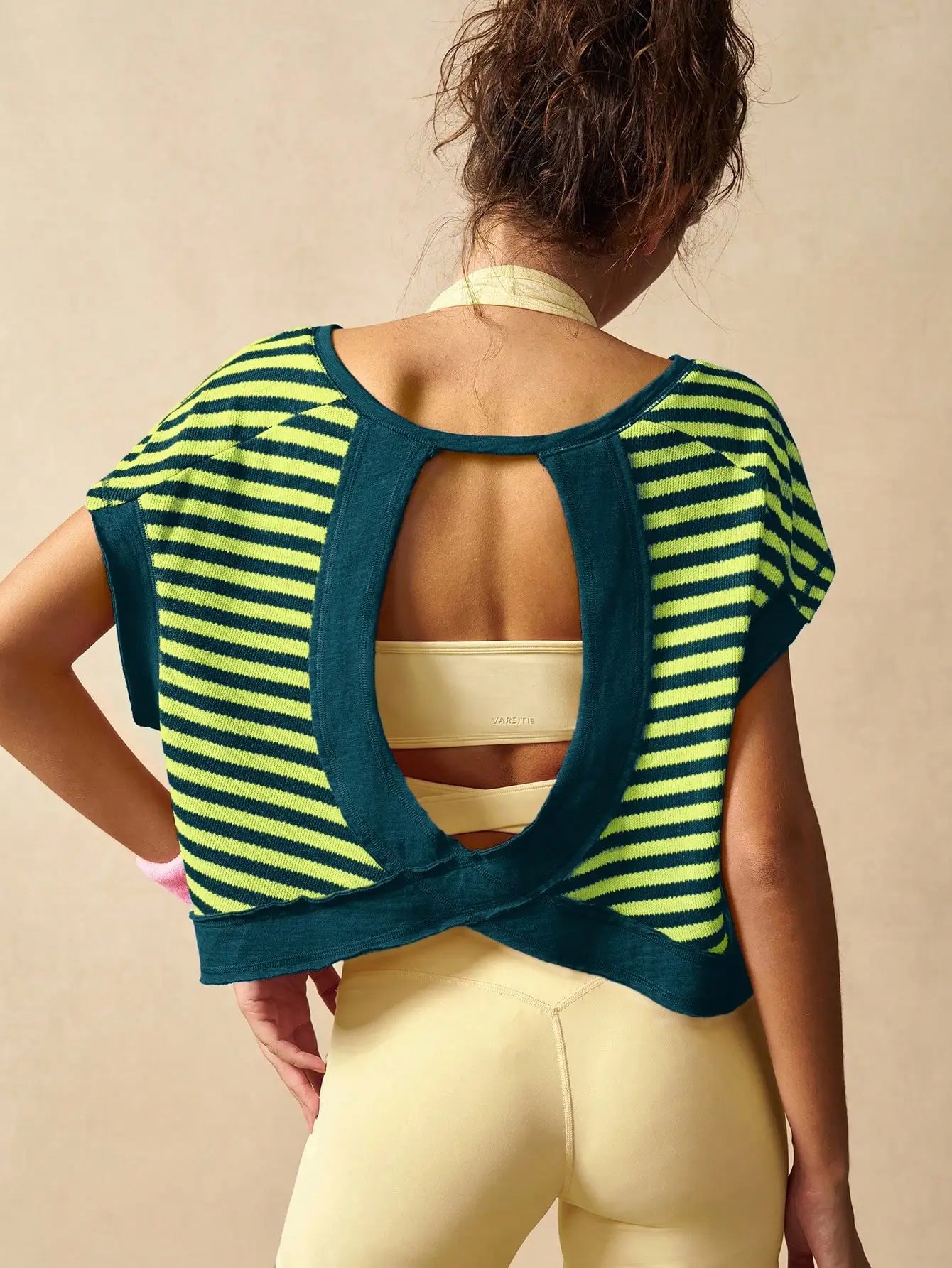Women Striped Open Back Workout Top Gym Crop Activewear